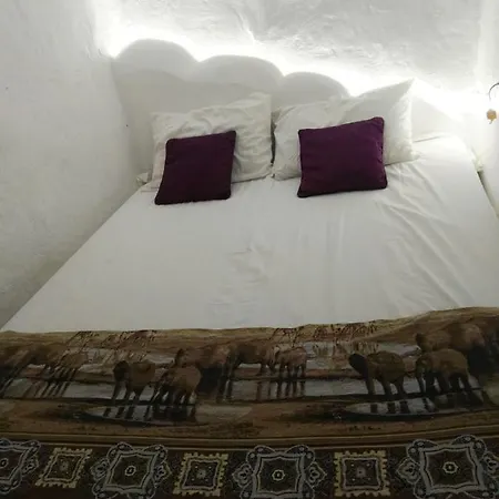 Casa vacanze Cave Milos Adamantas (Milos)