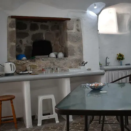 Cave Milos Casa vacanze *